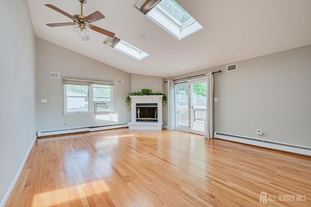 111 Sonora Avenue, Iselin, NJ 08830