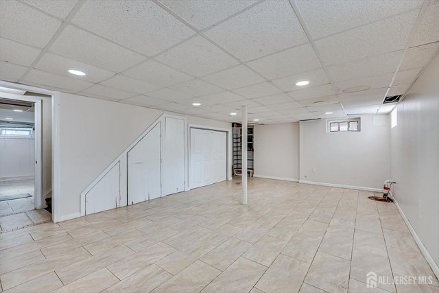 111 Sonora Avenue, Iselin, NJ 08830