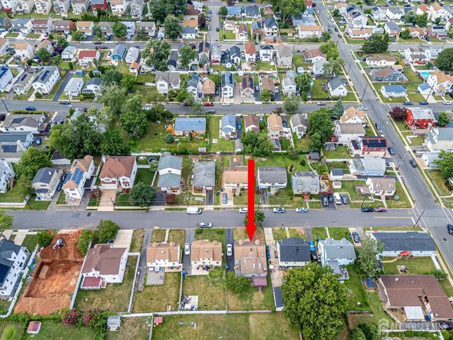 111 Sonora Avenue, Iselin, NJ 08830