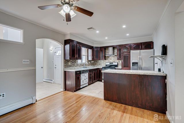 111 Sonora Avenue, Iselin, NJ 08830