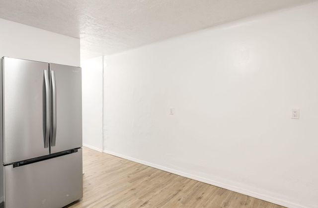917 Edith Boulevard SE, Albuquerque, NM 87102