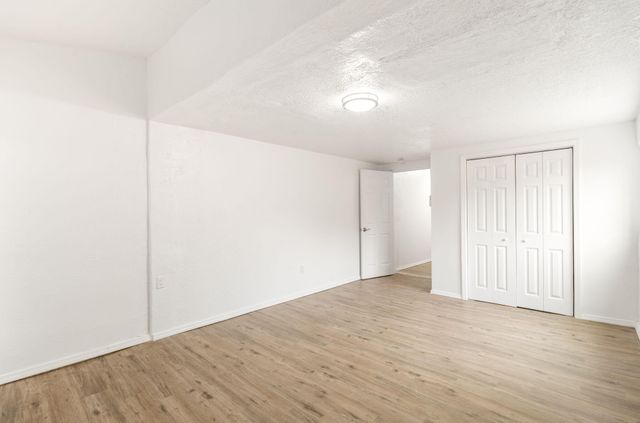 917 Edith Boulevard SE, Albuquerque, NM 87102