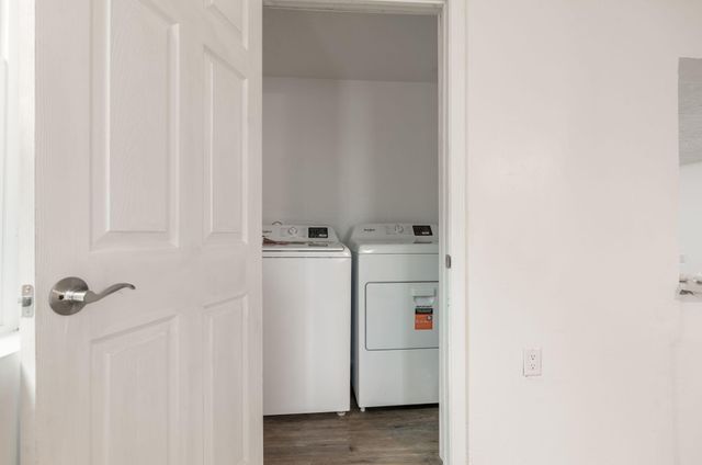 917 Edith Boulevard SE, Albuquerque, NM 87102