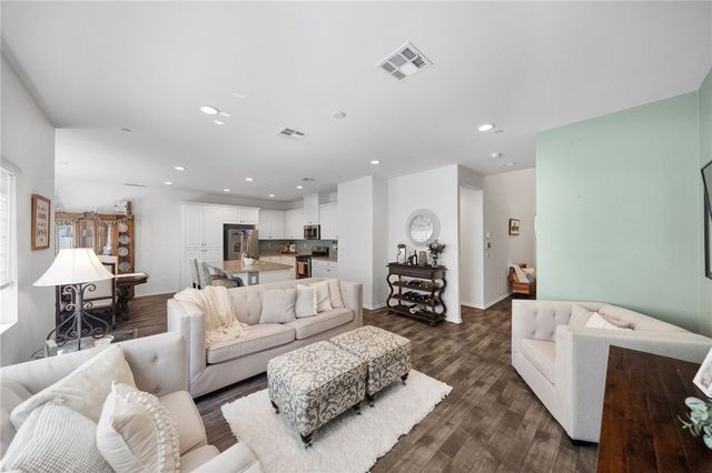 24289 Bay Laurel Avenue, Murrieta, CA 92562