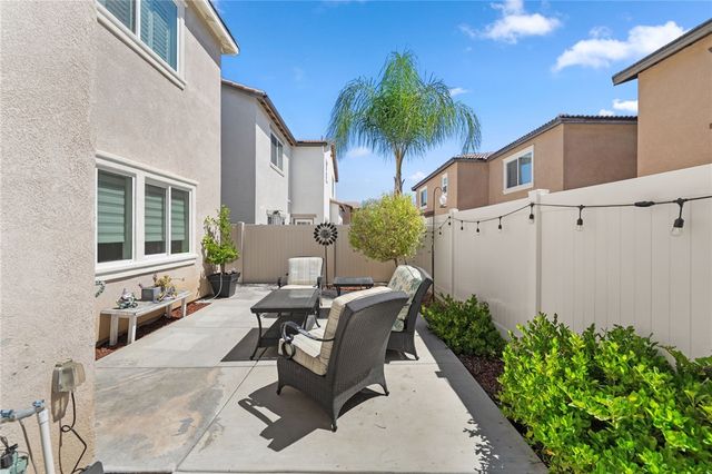 24289 Bay Laurel Avenue, Murrieta, CA 92562