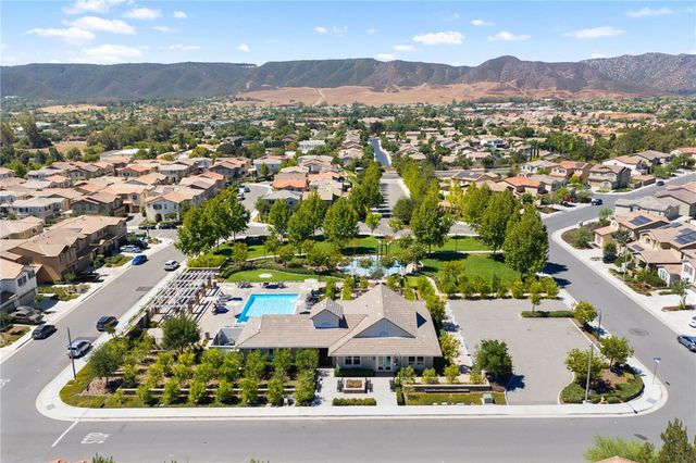 24289 Bay Laurel Avenue, Murrieta, CA 92562