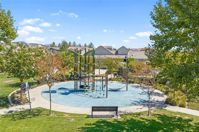24289 Bay Laurel Avenue, Murrieta, CA 92562