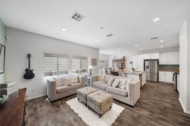 24289 Bay Laurel Avenue, Murrieta, CA 92562