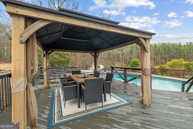 620 Smyrna Church Road, Carrollton, GA 30117