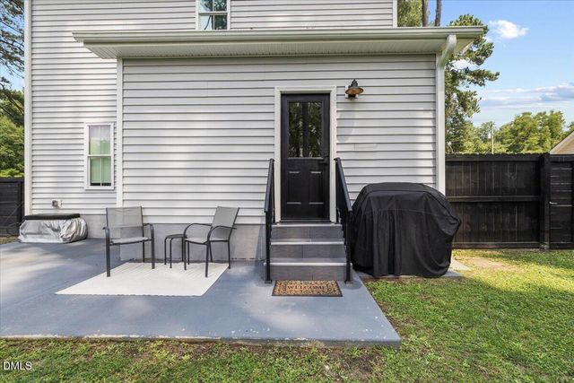 206 S Darden Street, Kenly, NC 27542