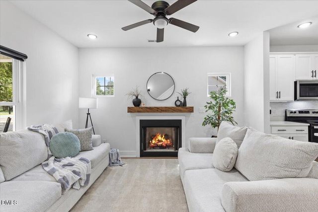 206 S Darden Street, Kenly, NC 27542