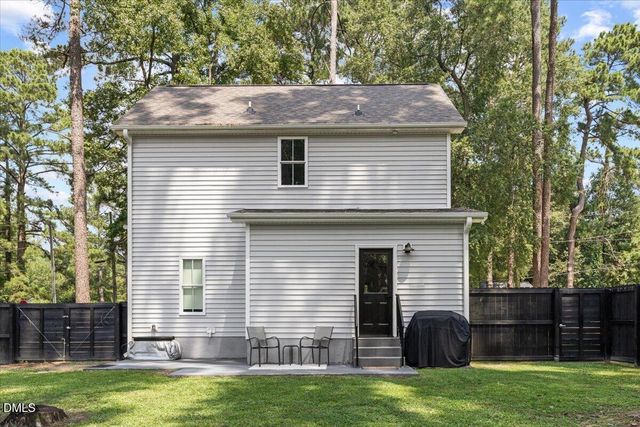 206 S Darden Street, Kenly, NC 27542