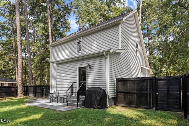 206 S Darden Street, Kenly, NC 27542