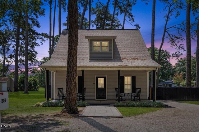 206 S Darden Street, Kenly, NC 27542