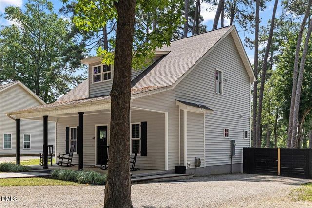 206 S Darden Street, Kenly, NC 27542