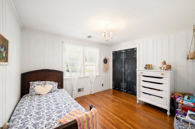 147 Howe Street, Natick, MA 01760
