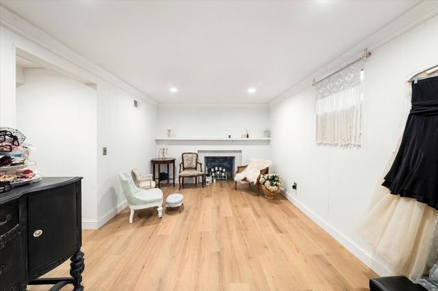 147 Howe Street, Natick, MA 01760