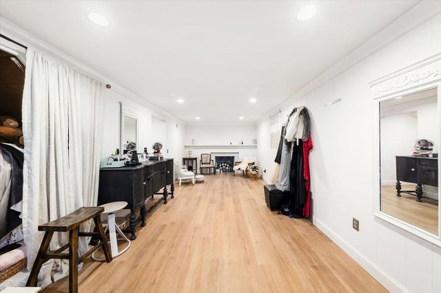 147 Howe Street, Natick, MA 01760