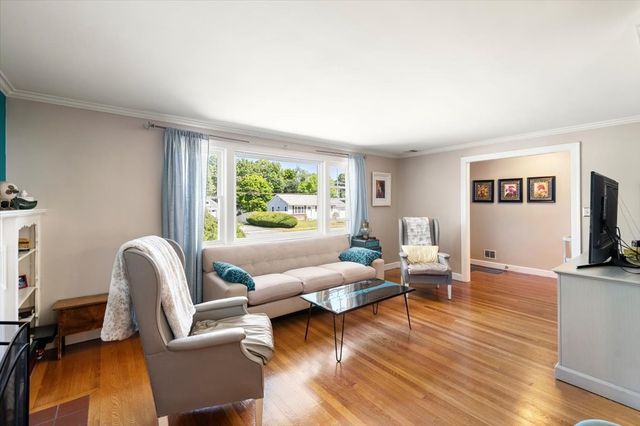 147 Howe Street, Natick, MA 01760
