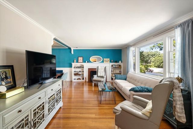 147 Howe Street, Natick, MA 01760