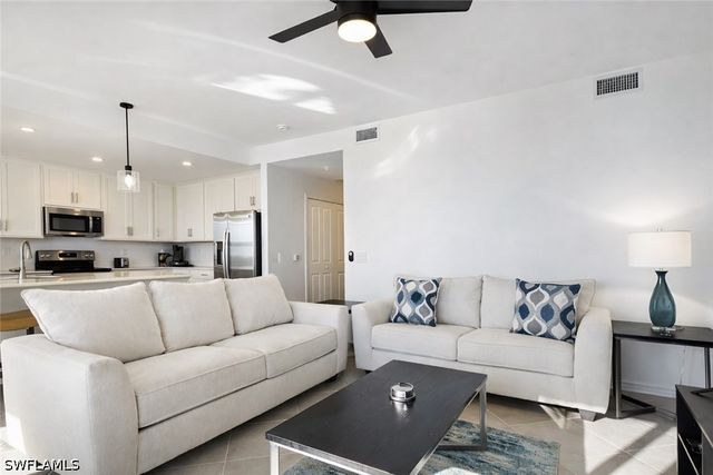 5629 Double Eagle CIR 4222, Ave Maria, FL 34142