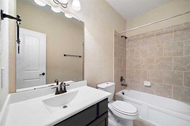 2 Painted Post Place, Spring, TX 77389