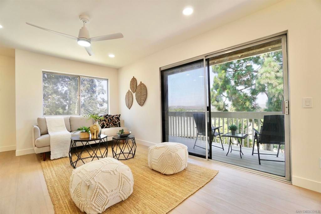 4228 Vista Del Rio Way 1, Oceanside, CA 92057 — exterior