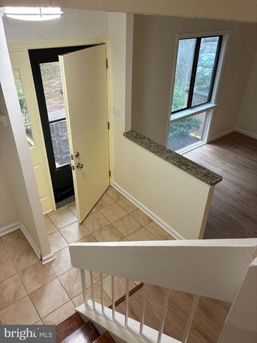 2326 ANTIQUA CT, Reston, VA 20191