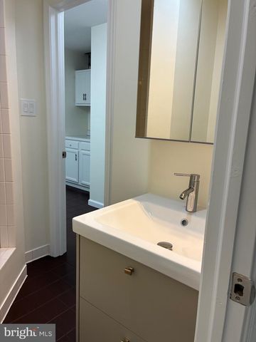 2326 ANTIQUA CT, Reston, VA 20191