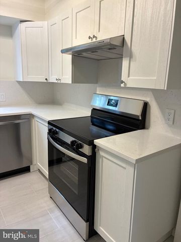 2326 ANTIQUA CT, Reston, VA 20191