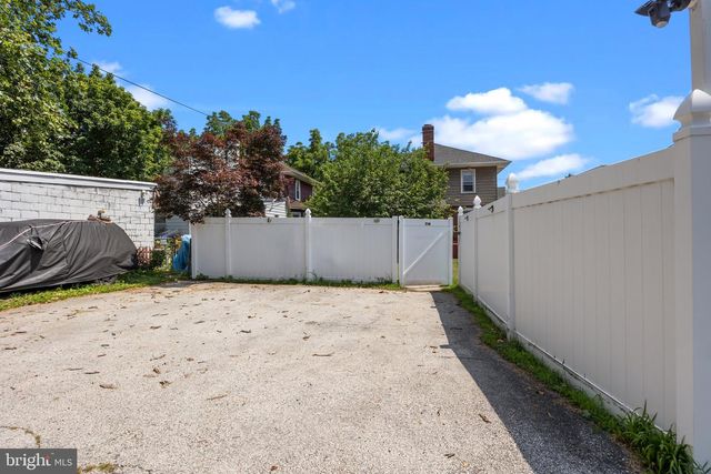 714 LINCOLN AVE, Prospect Park, PA 19076