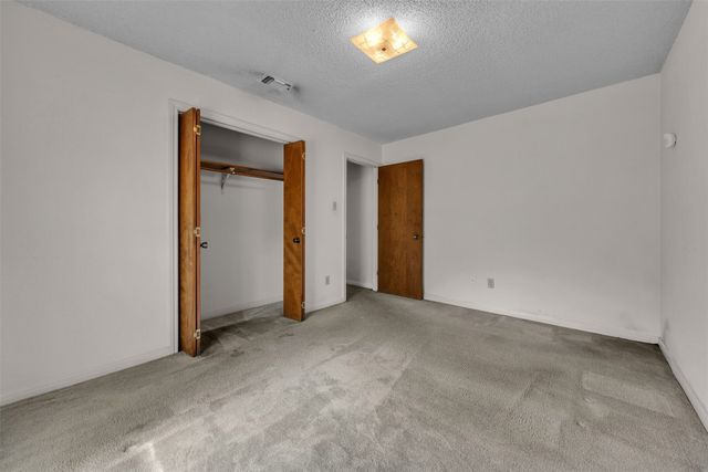 205 Mountain View Drive, Azle, TX 76020