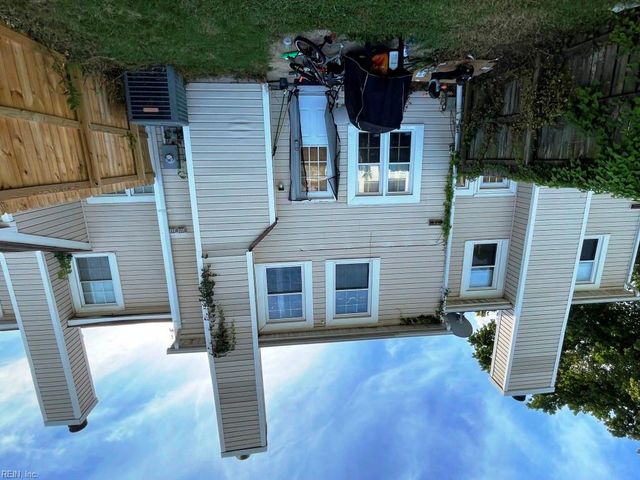 802 Diploma CT, Virginia Beach, VA 23462