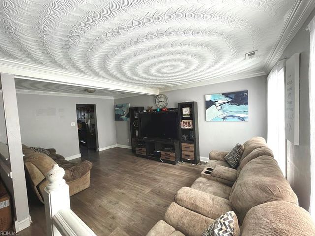 802 Diploma CT, Virginia Beach, VA 23462