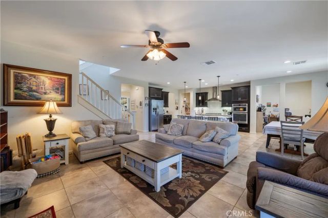 11192 Day, Jurupa Valley, CA 91752