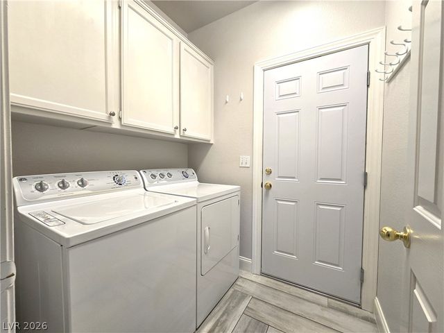 2294 Chestnut Bluffs Avenue, Henderson, NV 89052