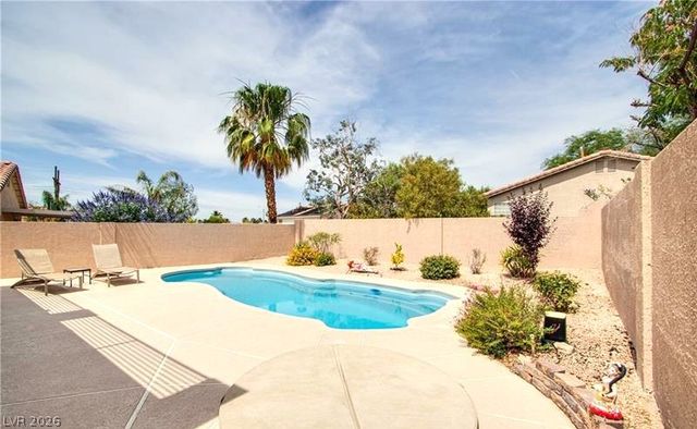 2294 Chestnut Bluffs Avenue, Henderson, NV 89052