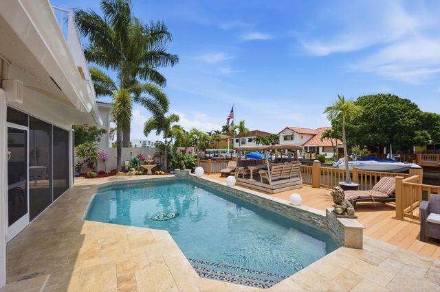 1548 SW 5th Avenue, Boca Raton, FL 33432