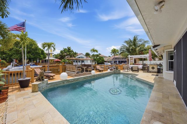 1548 SW 5th Avenue, Boca Raton, FL 33432