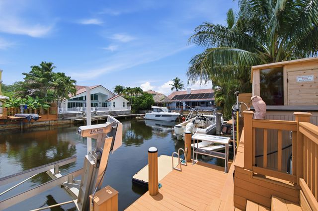 1548 SW 5th Avenue, Boca Raton, FL 33432