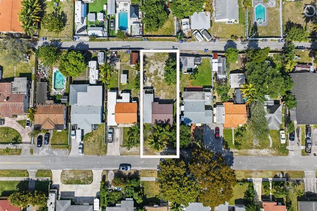 2331 Coolidge St, Hollywood, FL 33020