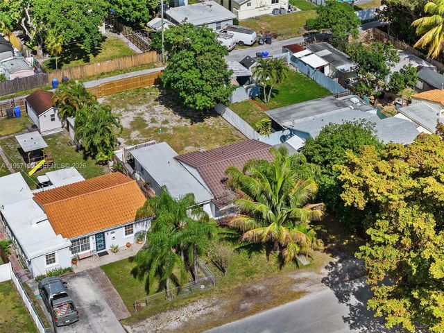 2331 Coolidge St, Hollywood, FL 33020