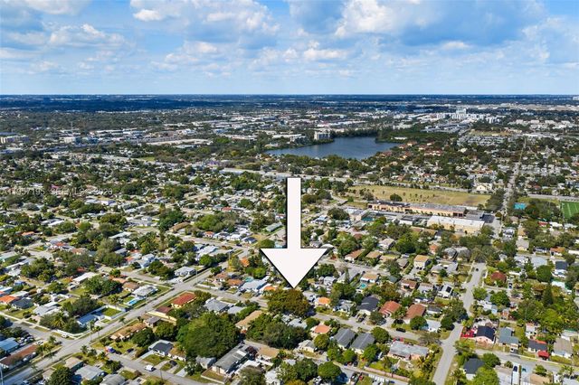 2331 Coolidge St, Hollywood, FL 33020