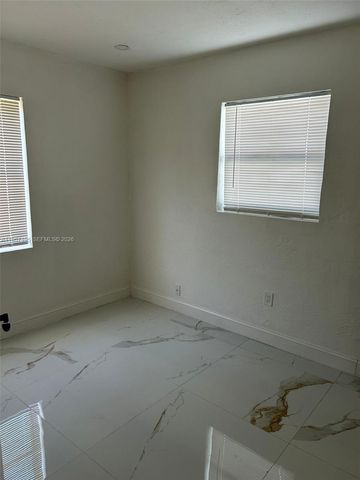 2331 Coolidge St, Hollywood, FL 33020