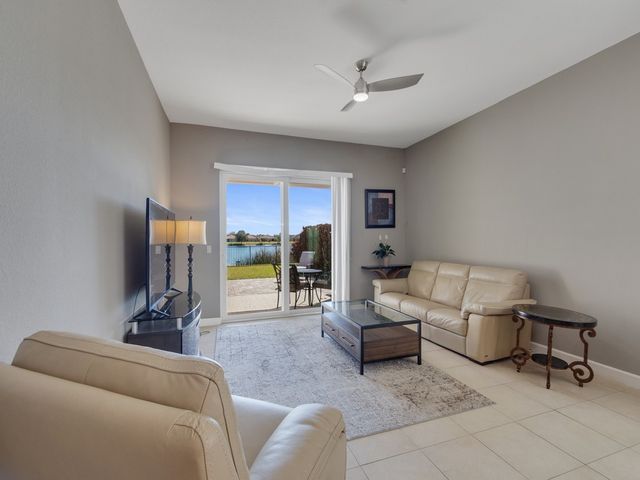 1804 Berkshire Circle SW, Vero Beach, FL 32968