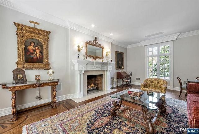 366 E Madison Avenue, Cresskill, NJ 07626