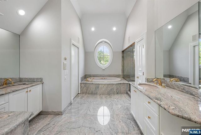 366 E Madison Avenue, Cresskill, NJ 07626