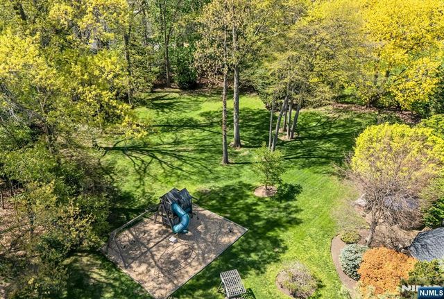 366 E Madison Avenue, Cresskill, NJ 07626