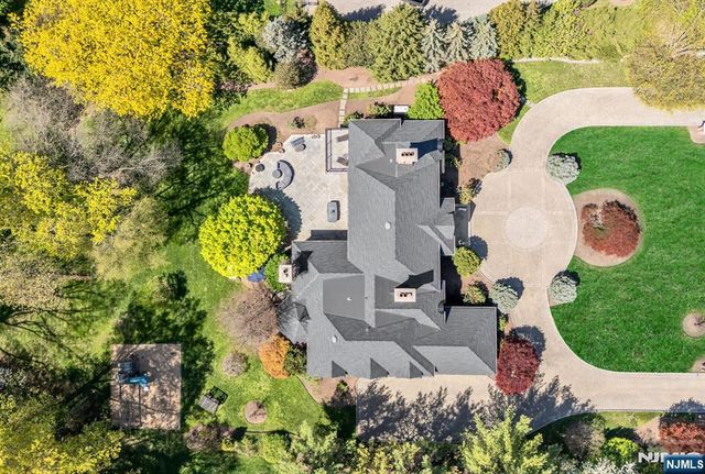366 E Madison Avenue, Cresskill, NJ 07626