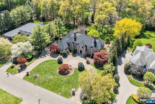 366 E Madison Avenue, Cresskill, NJ 07626